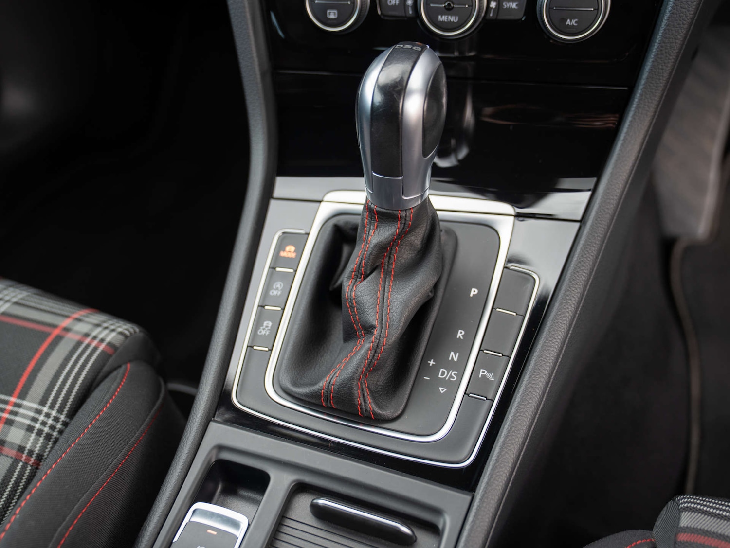 Used Volkswagen Golf 2019 for sale - 76588698: Photo 15