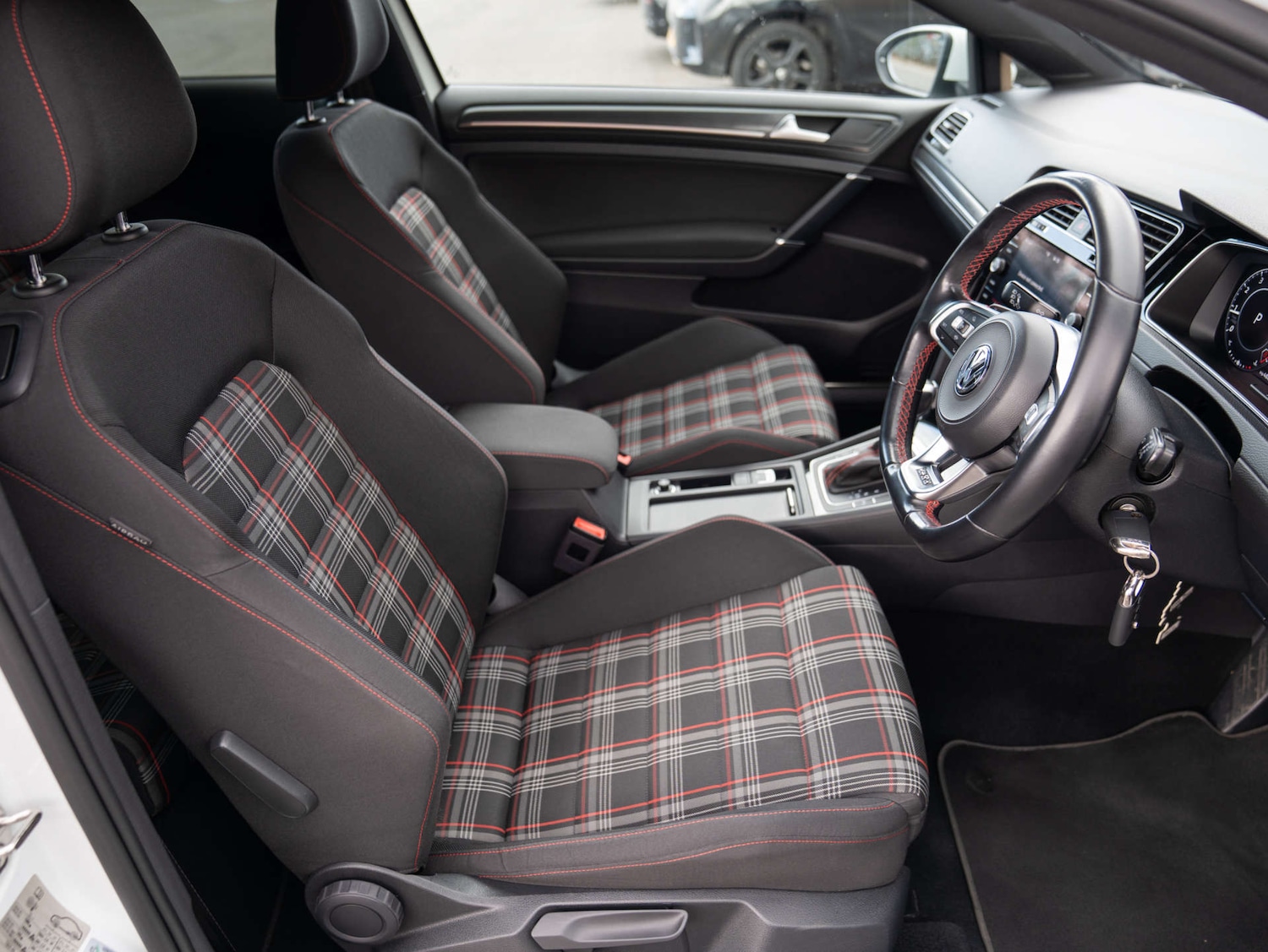 Used Volkswagen Golf 2019 for sale - 76588698: Photo 21