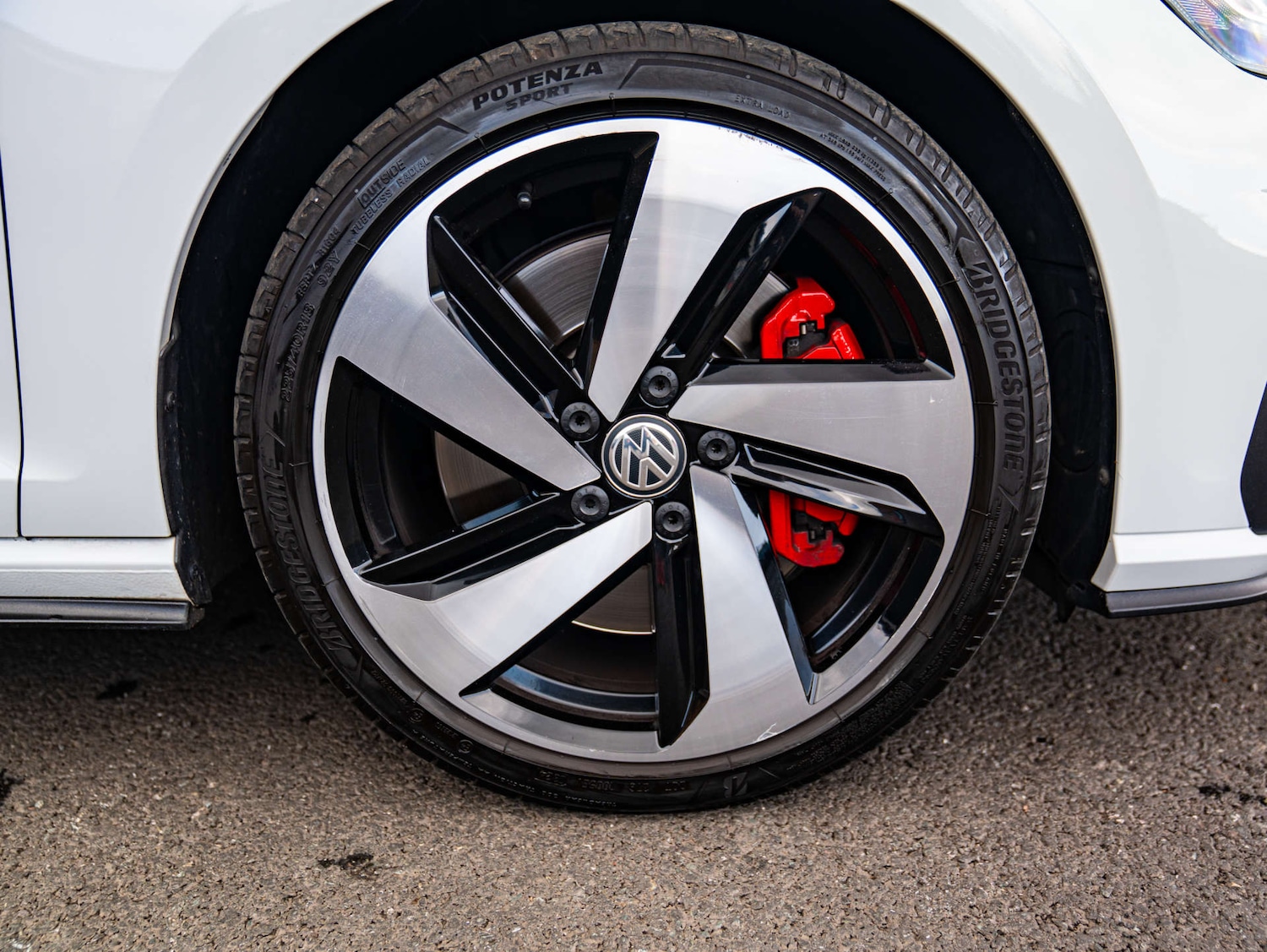 Used Volkswagen Golf 2019 for sale - 76588698: Photo 23