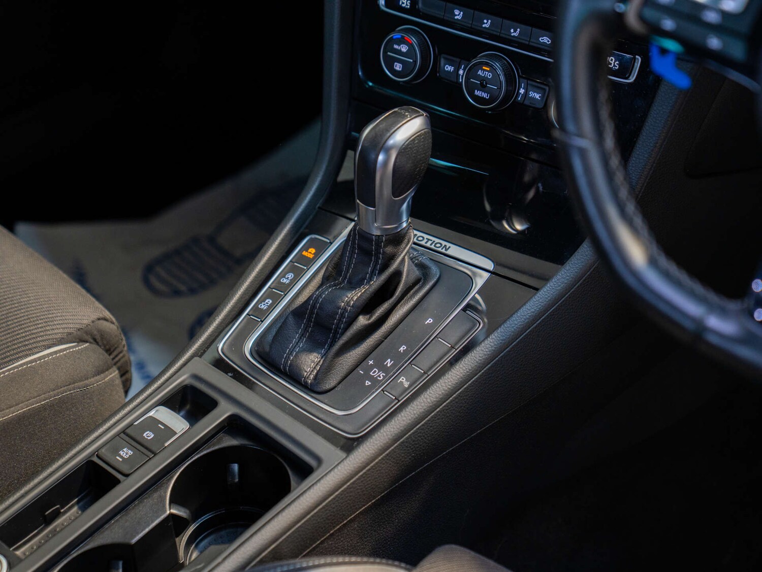 Used Volkswagen Golf 2016 for sale - 76588715: Photo 22