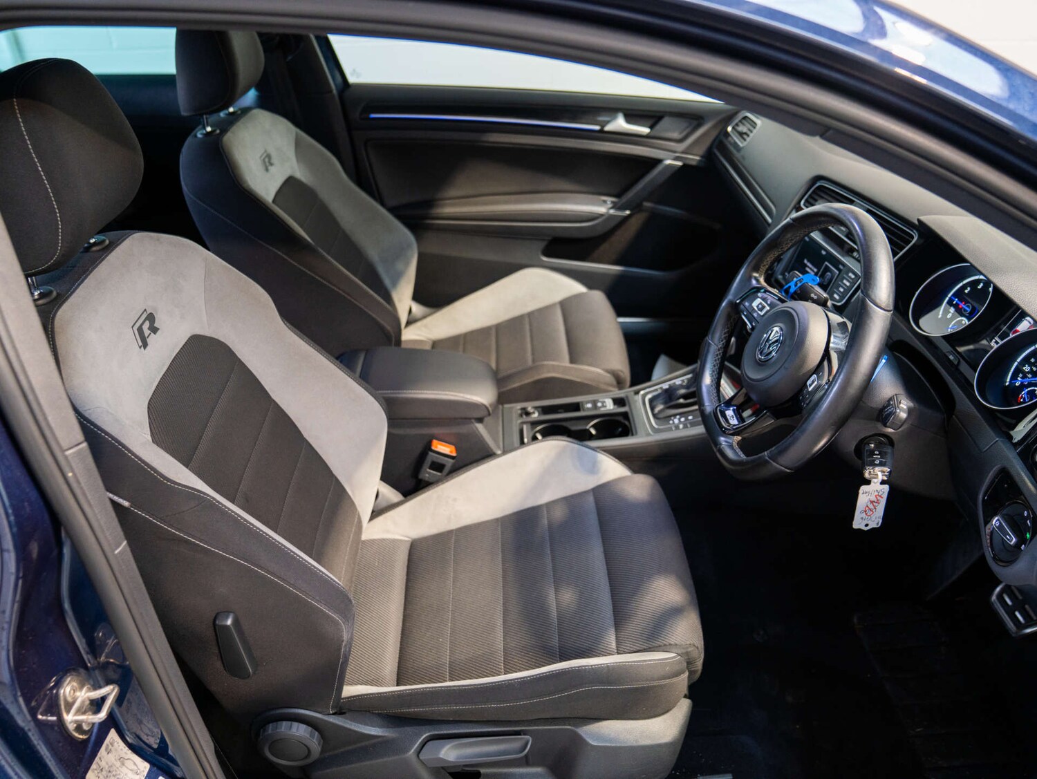 Used Volkswagen Golf 2016 for sale - 76588715: Photo 24