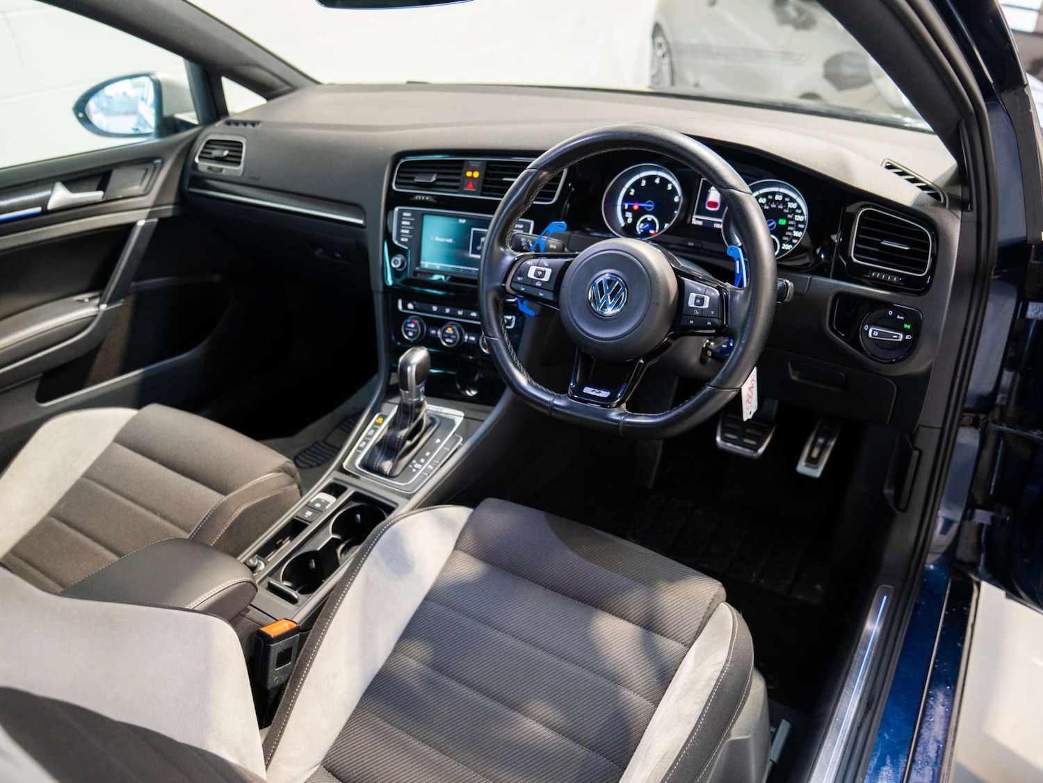 Used Volkswagen Golf 2016 for sale - 76588715: Photo 3