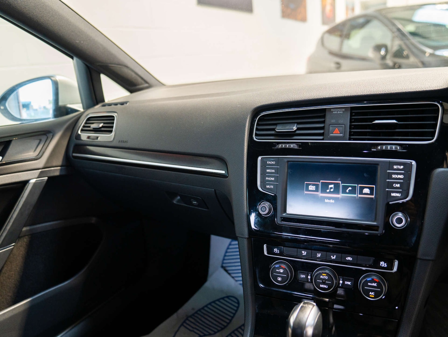 Used Volkswagen Golf 2016 for sale - 76588715: Photo 6