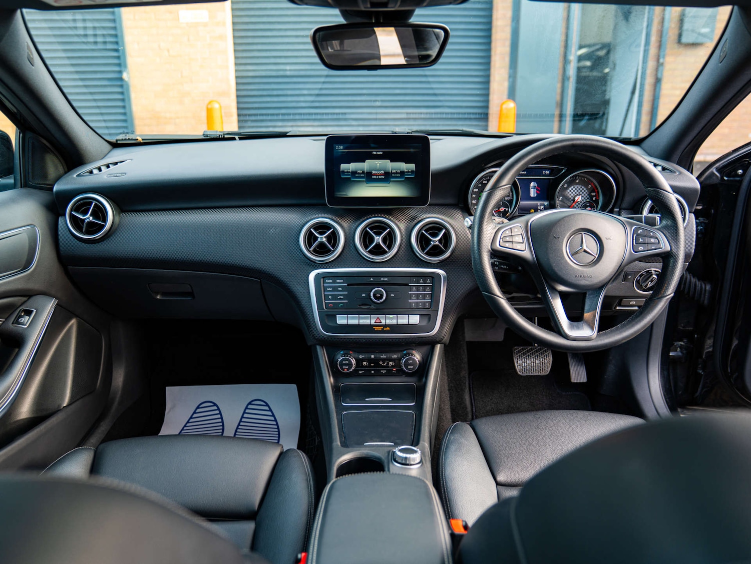 Used Mercedes-Benz A-Class 2017 for sale - 76588726: Photo 3