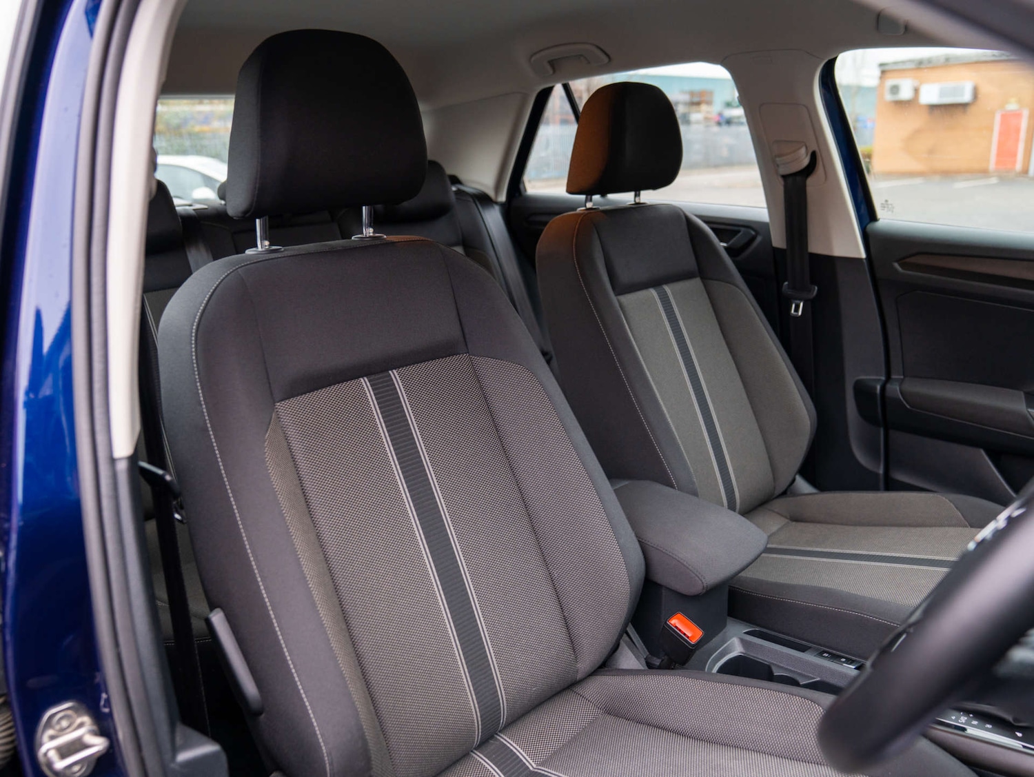 Used Volkswagen T-Roc 2020 for sale - 77070808: Photo 4