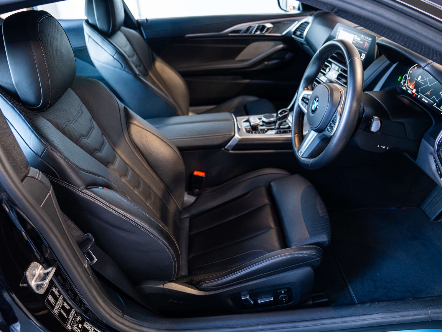 Used BMW 8 Series 2020 for sale - 76599666: Photo 27