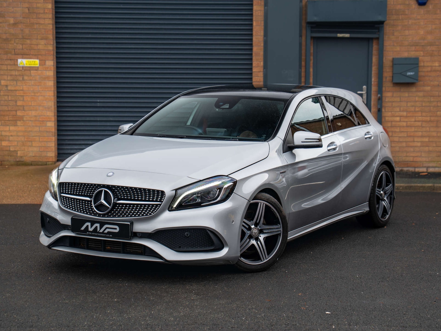 Used Mercedes-Benz A-Class 2016 for sale - 76829817: Photo 1