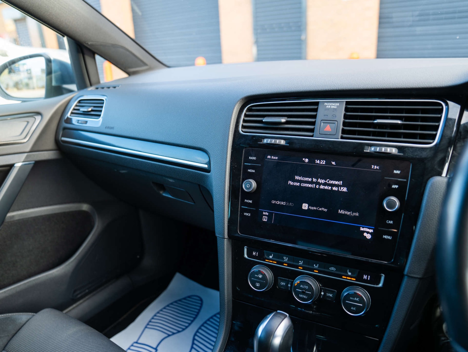 Used Volkswagen Golf 2019 for sale - 76629675: Photo 12