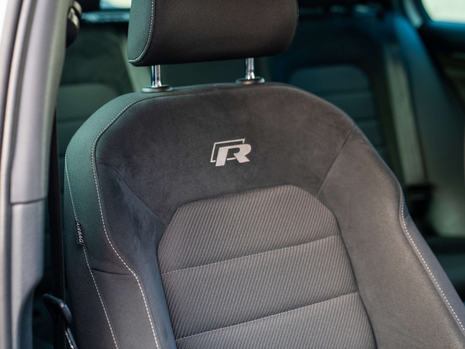 Used Volkswagen Golf 2019 for sale - 76629675: Photo 23