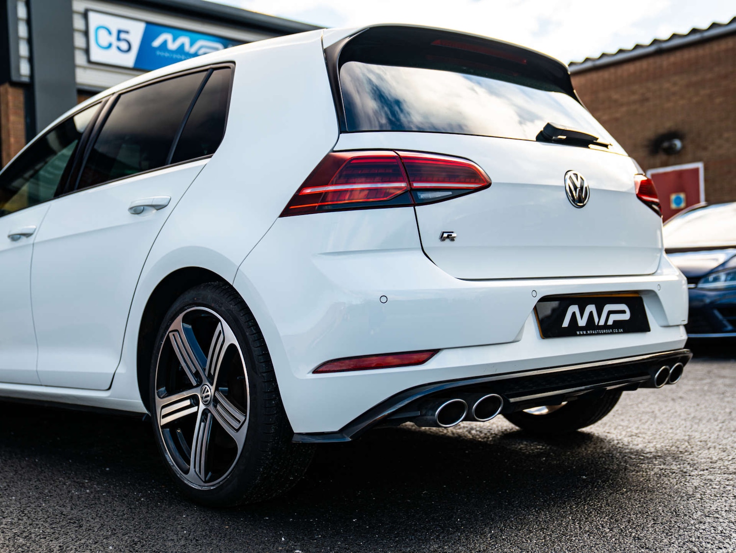 Used Volkswagen Golf 2019 for sale - 76629675: Photo 41