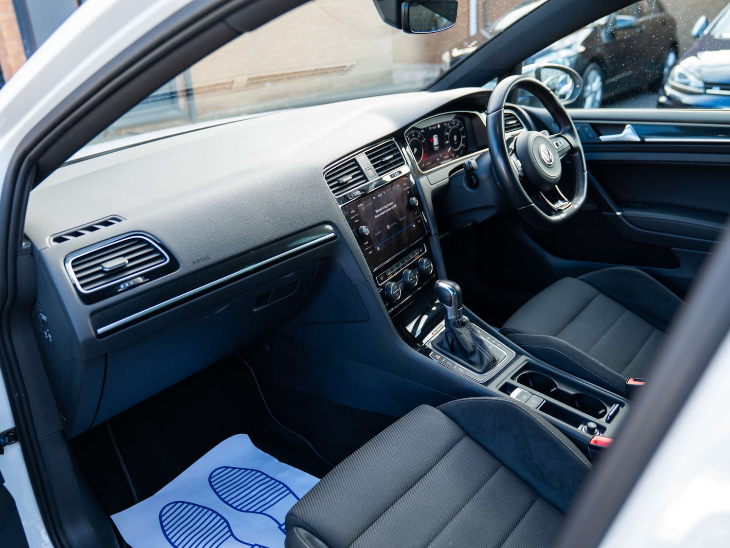 Used Volkswagen Golf 2019 for sale - 76629675: Photo 6