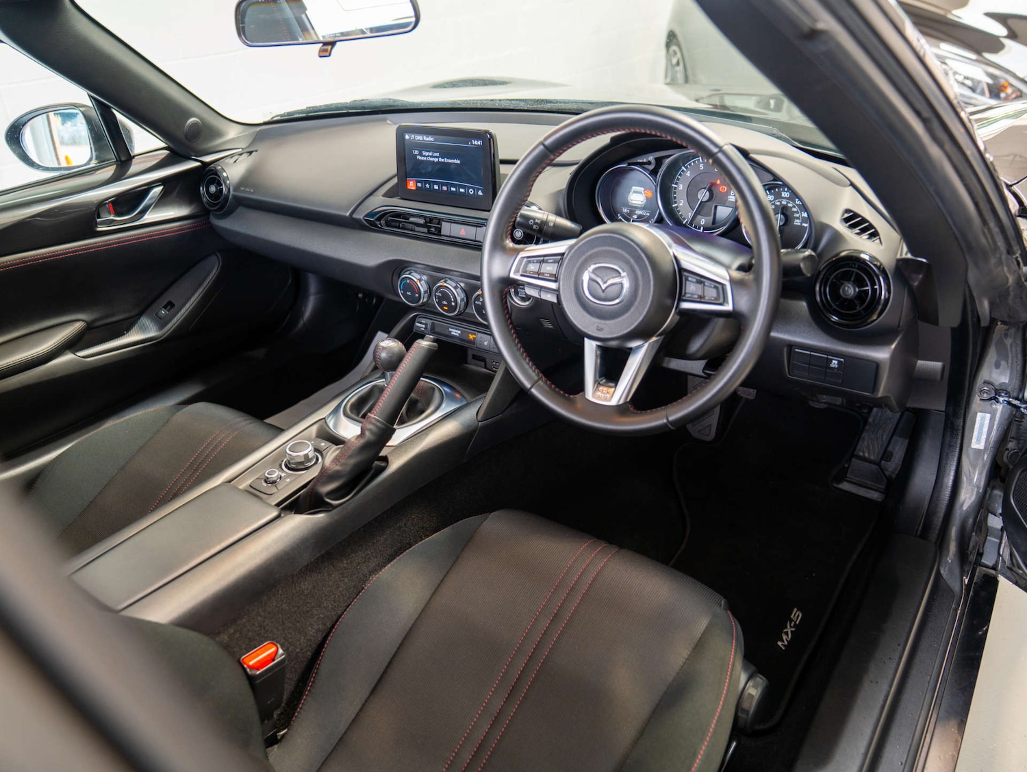 Used Mazda MX-5 RF 2018 for sale - 76588710: Photo 3