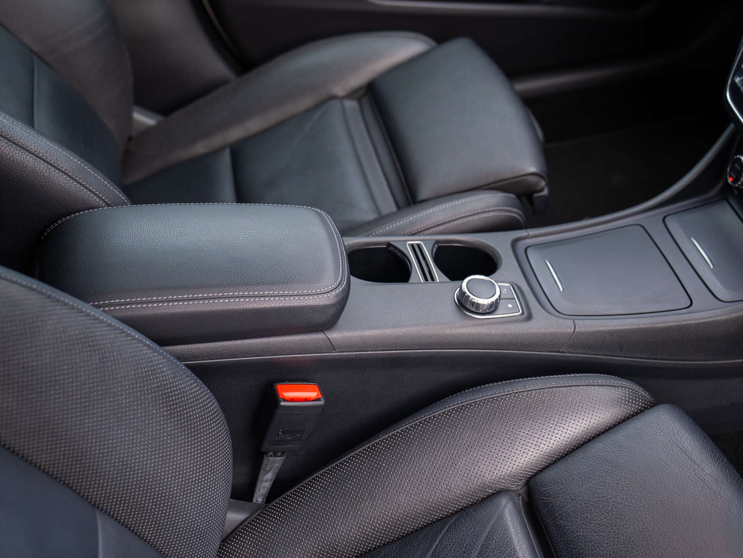 Used Mercedes-Benz GLA 2016 for sale - 76829710: Photo 12