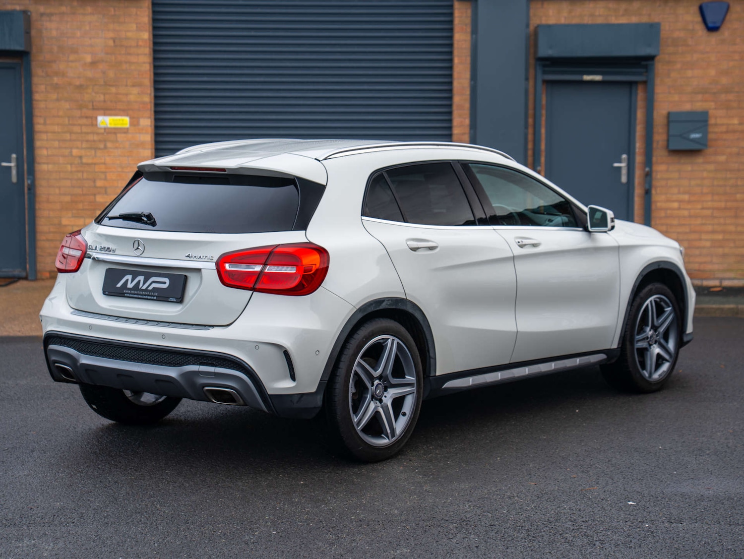 Used Mercedes-Benz GLA 2016 for sale - 76829710: Photo 2