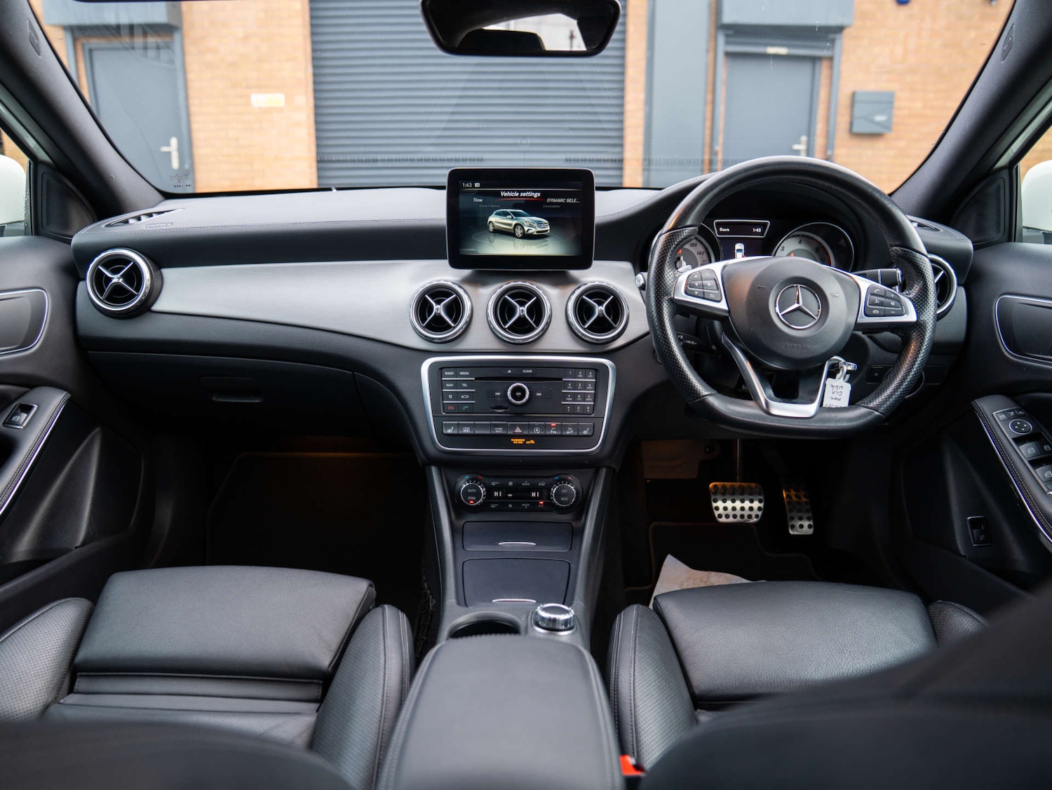 Used Mercedes-Benz GLA 2016 for sale - 76829710: Photo 3