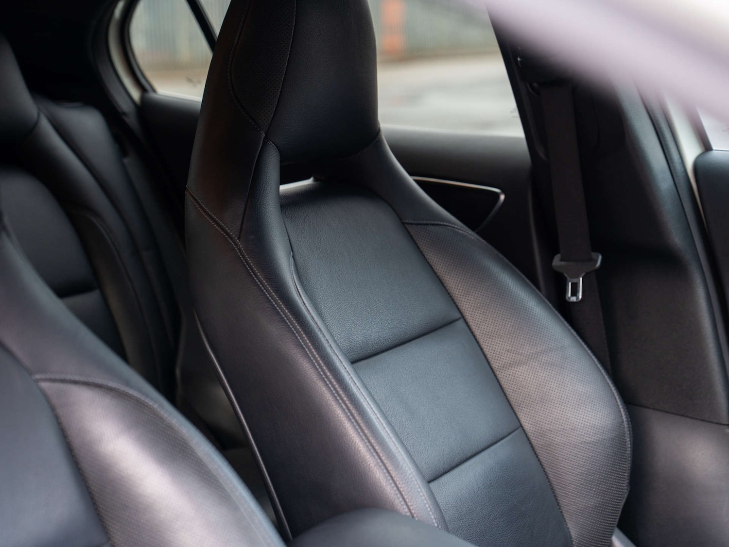 Used Mercedes-Benz GLA 2016 for sale - 76829710: Photo 45