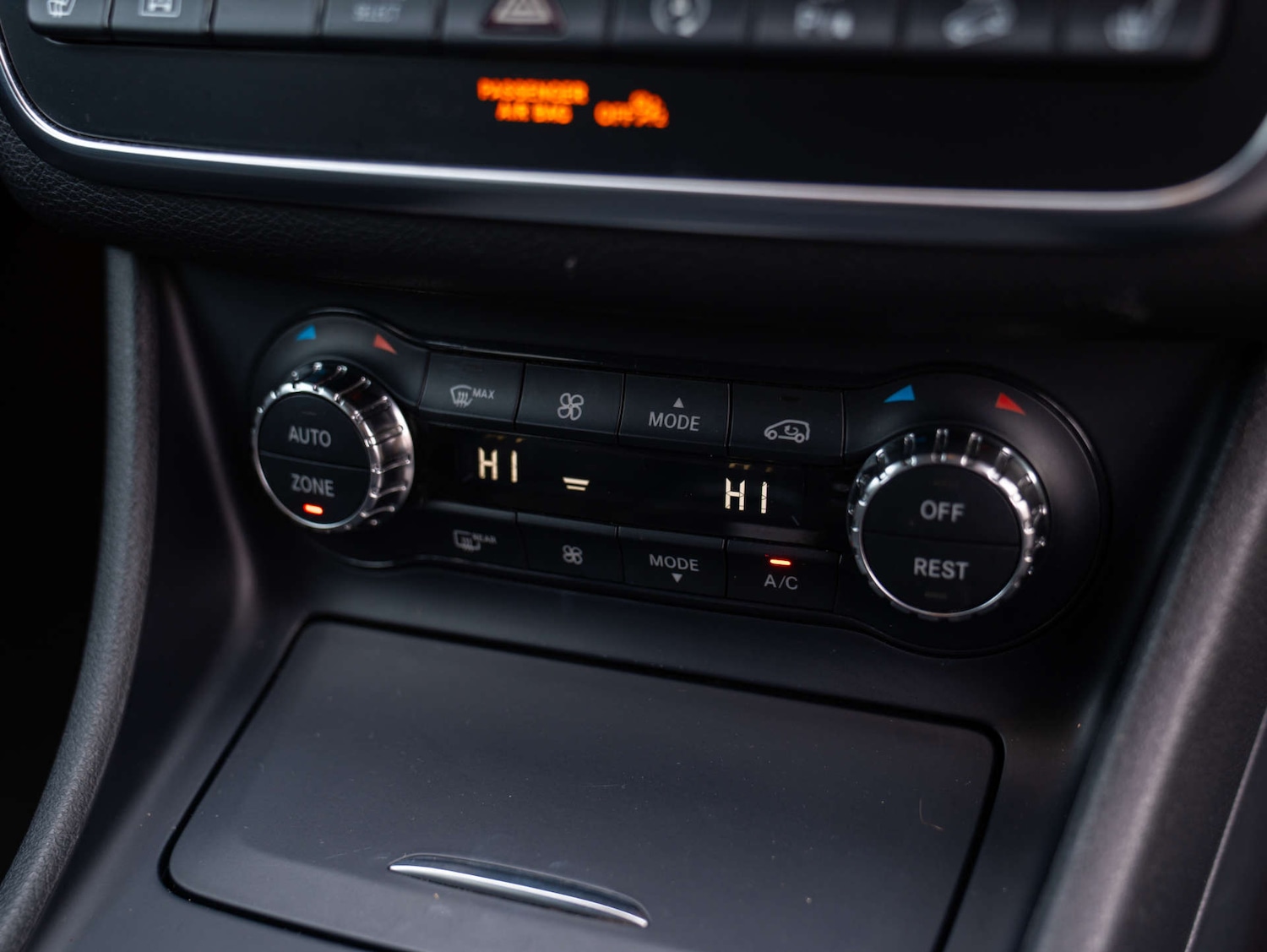 Used Mercedes-Benz GLA 2016 for sale - 76829710: Photo 50