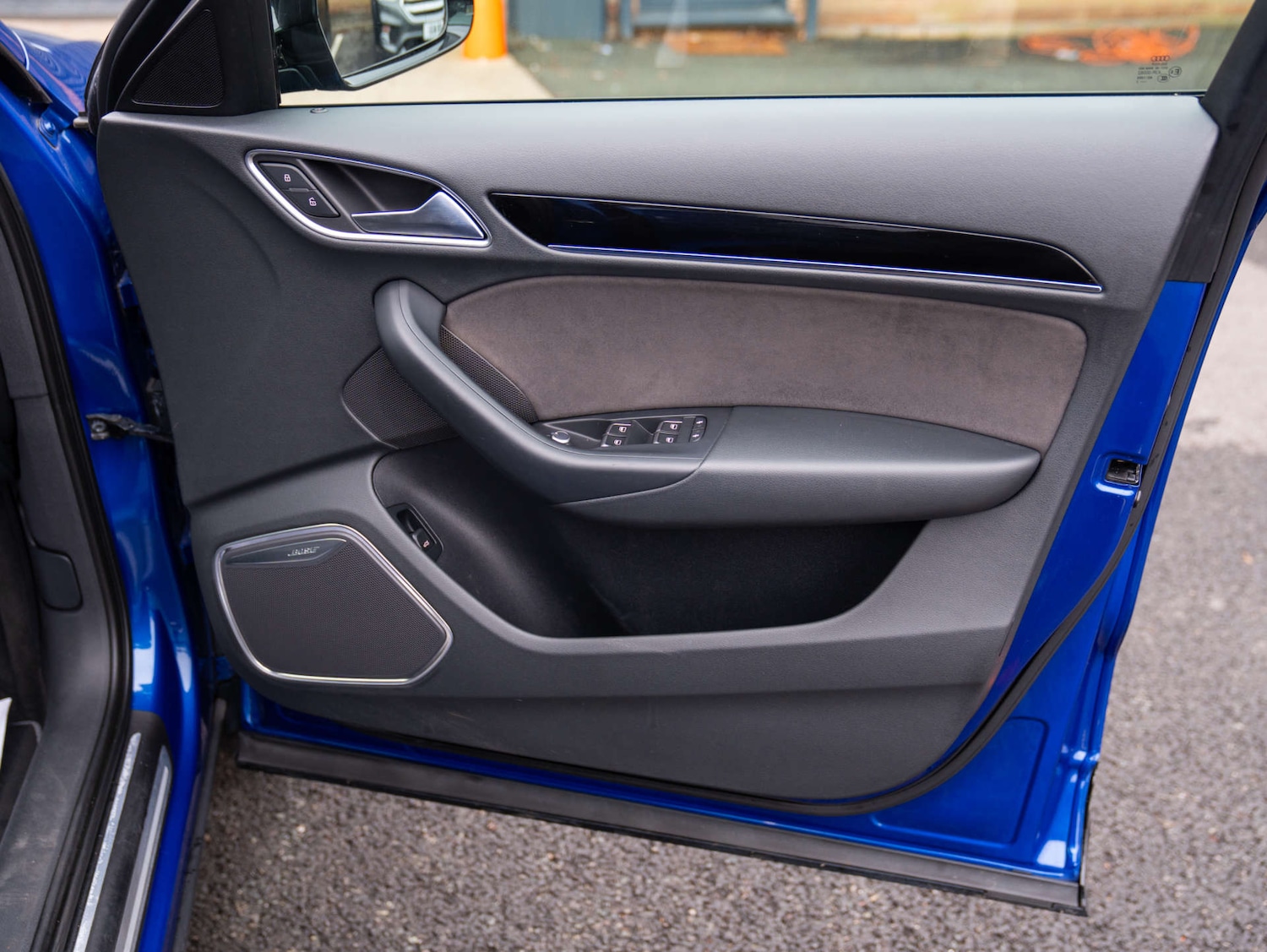 Used Audi Q3 2017 for sale - 77337013: Photo 55