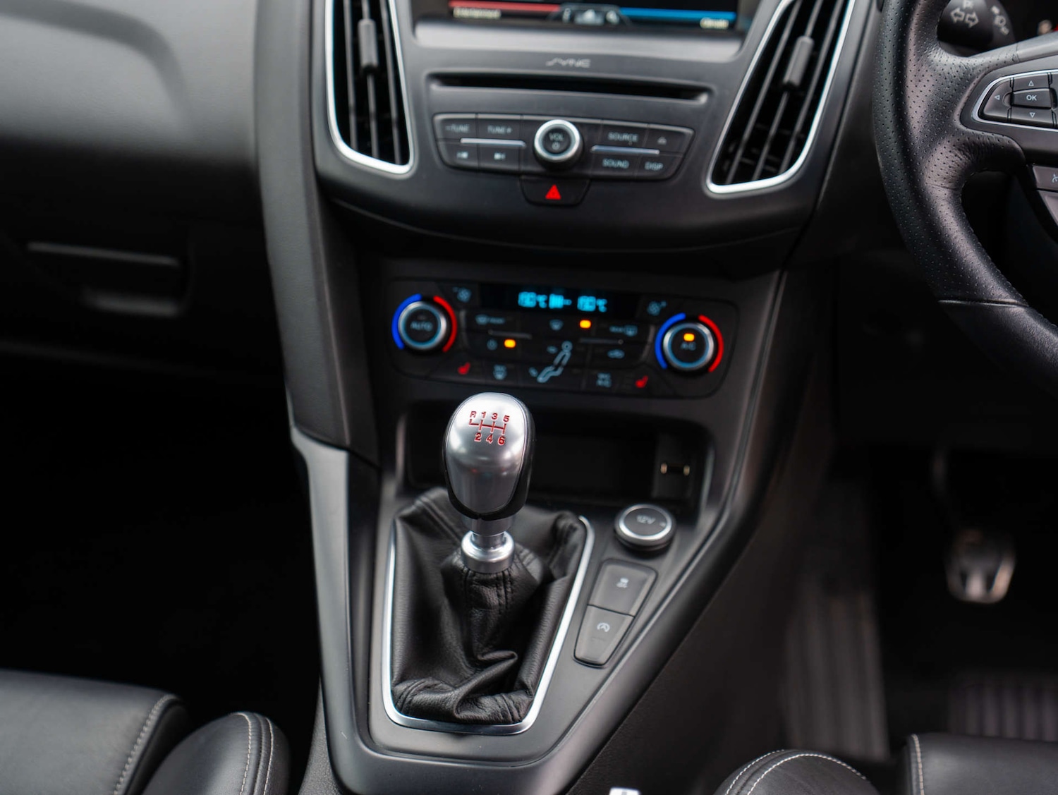 Used Ford Focus 2015 for sale - 77139202: Photo 5