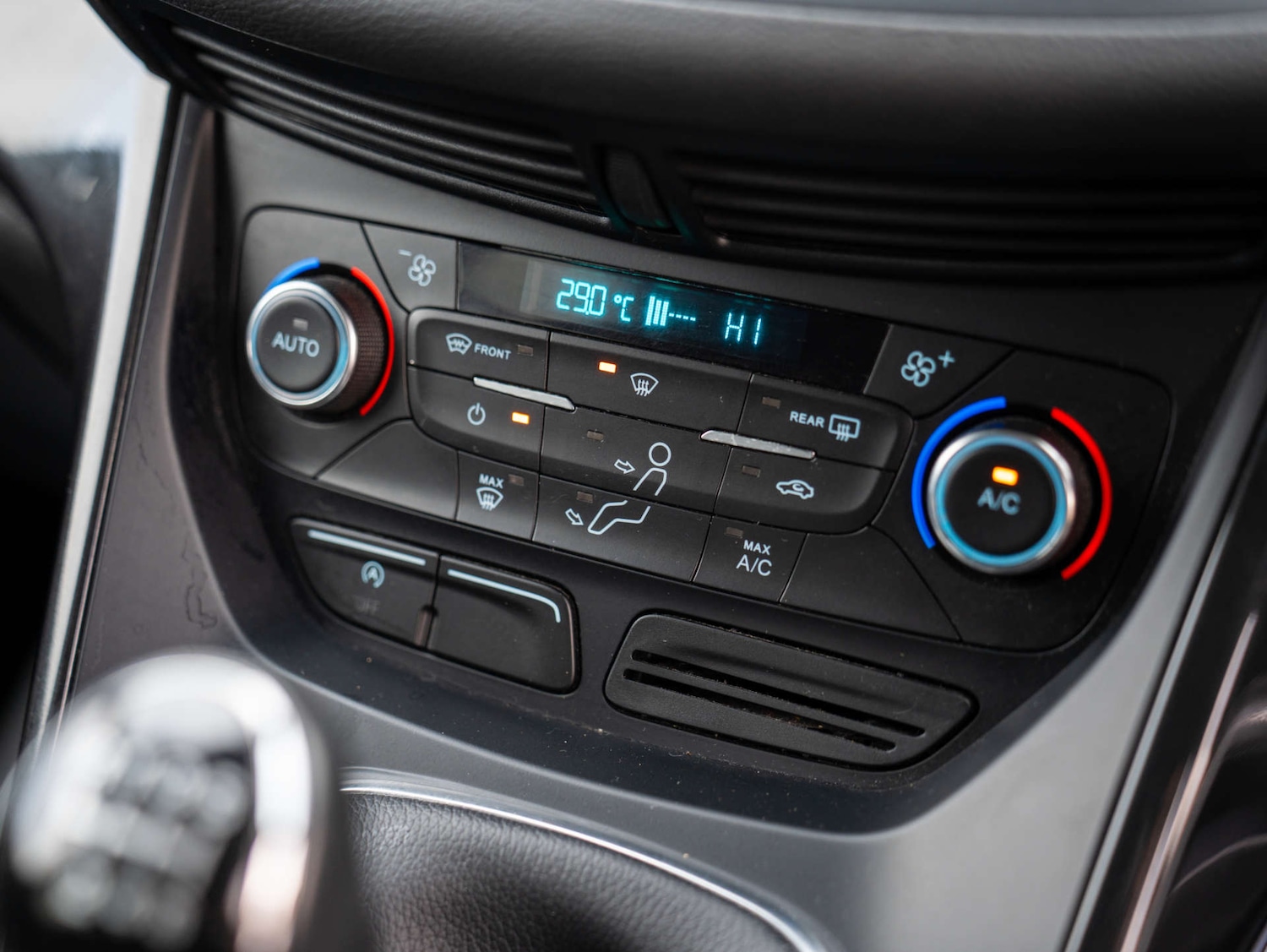 Used Ford Kuga 2018 for sale - 77172426: Photo 34