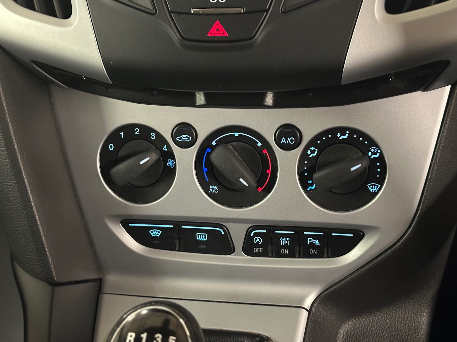 Used Ford Focus 2013 for sale - 77981952: Photo 28