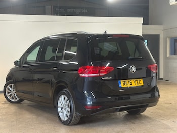 Used Volkswagen Touran 2016 for sale - 78689258: Photo