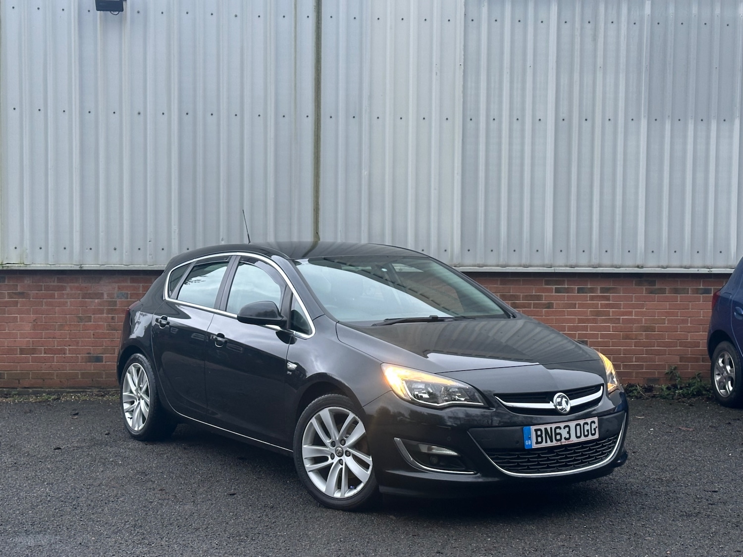Used Vauxhall Astra 2013 for sale - 77903545: Photo 1