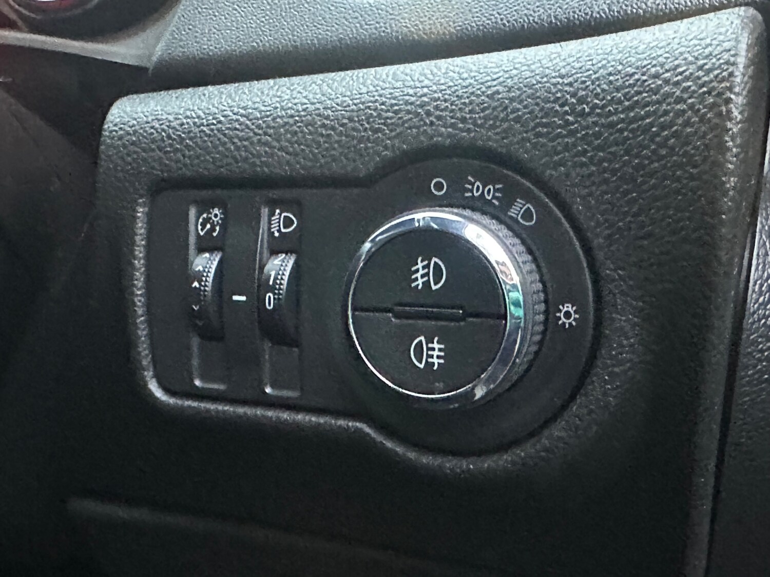 Used Vauxhall Astra 2013 for sale - 77903545: Photo 12