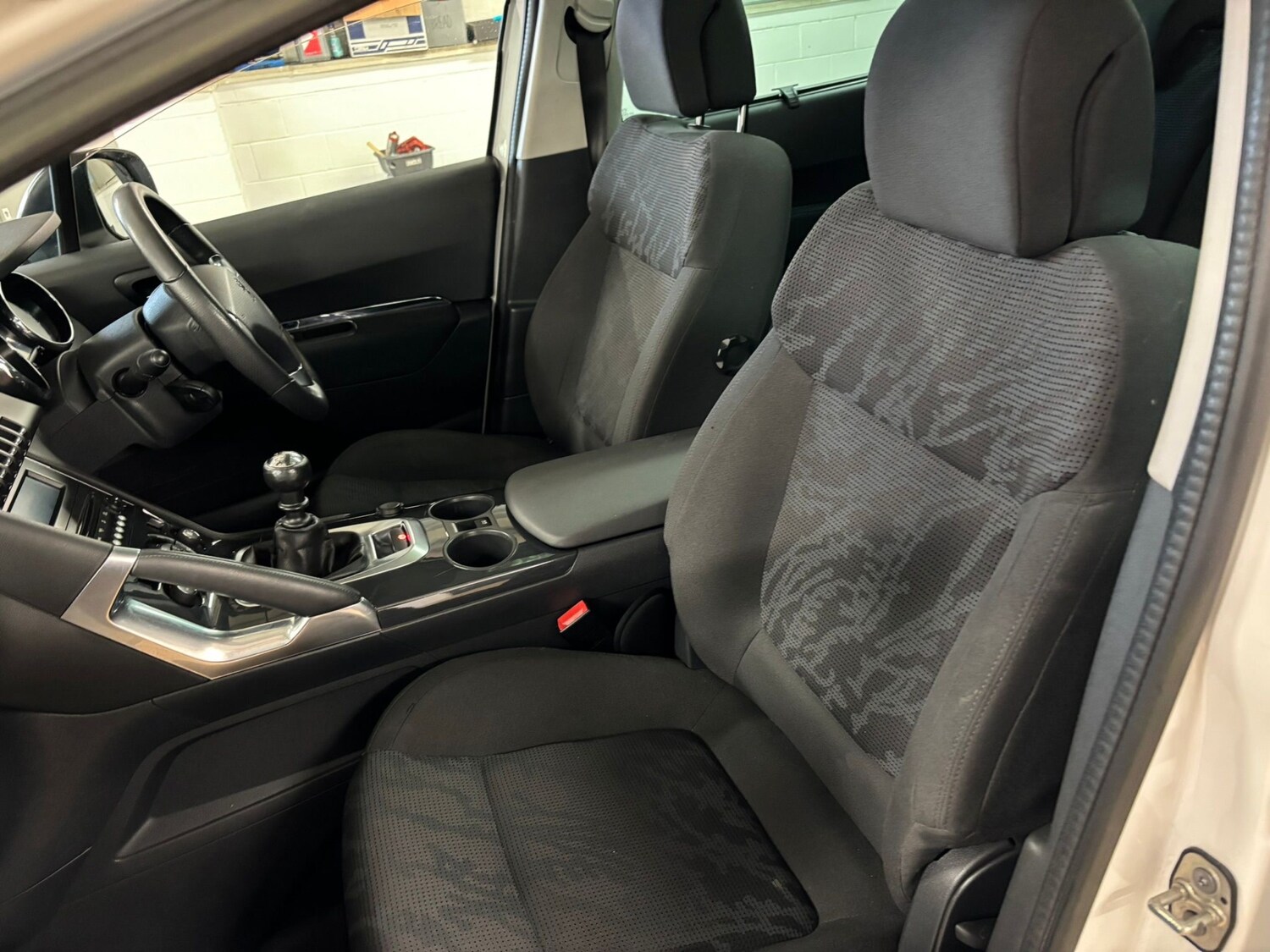 Used Peugeot 3008 2013 for sale - 77906383: Photo 26