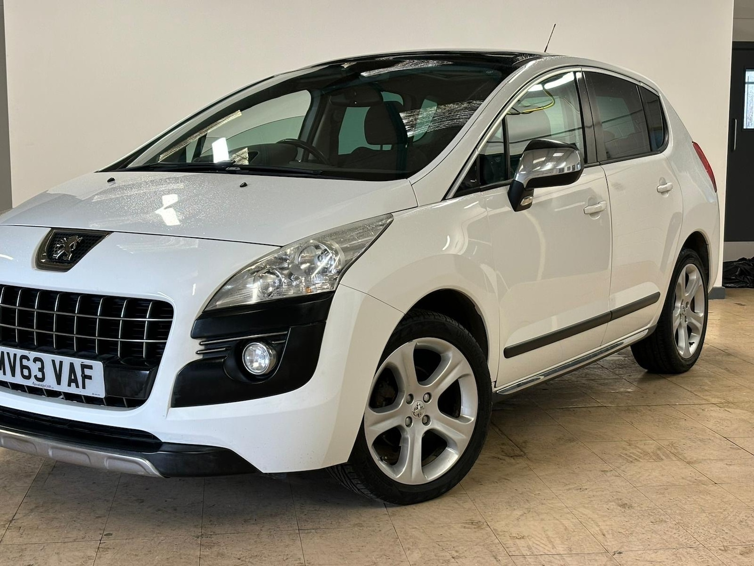 Used Peugeot 3008 2013 for sale - 77906383: Photo 4