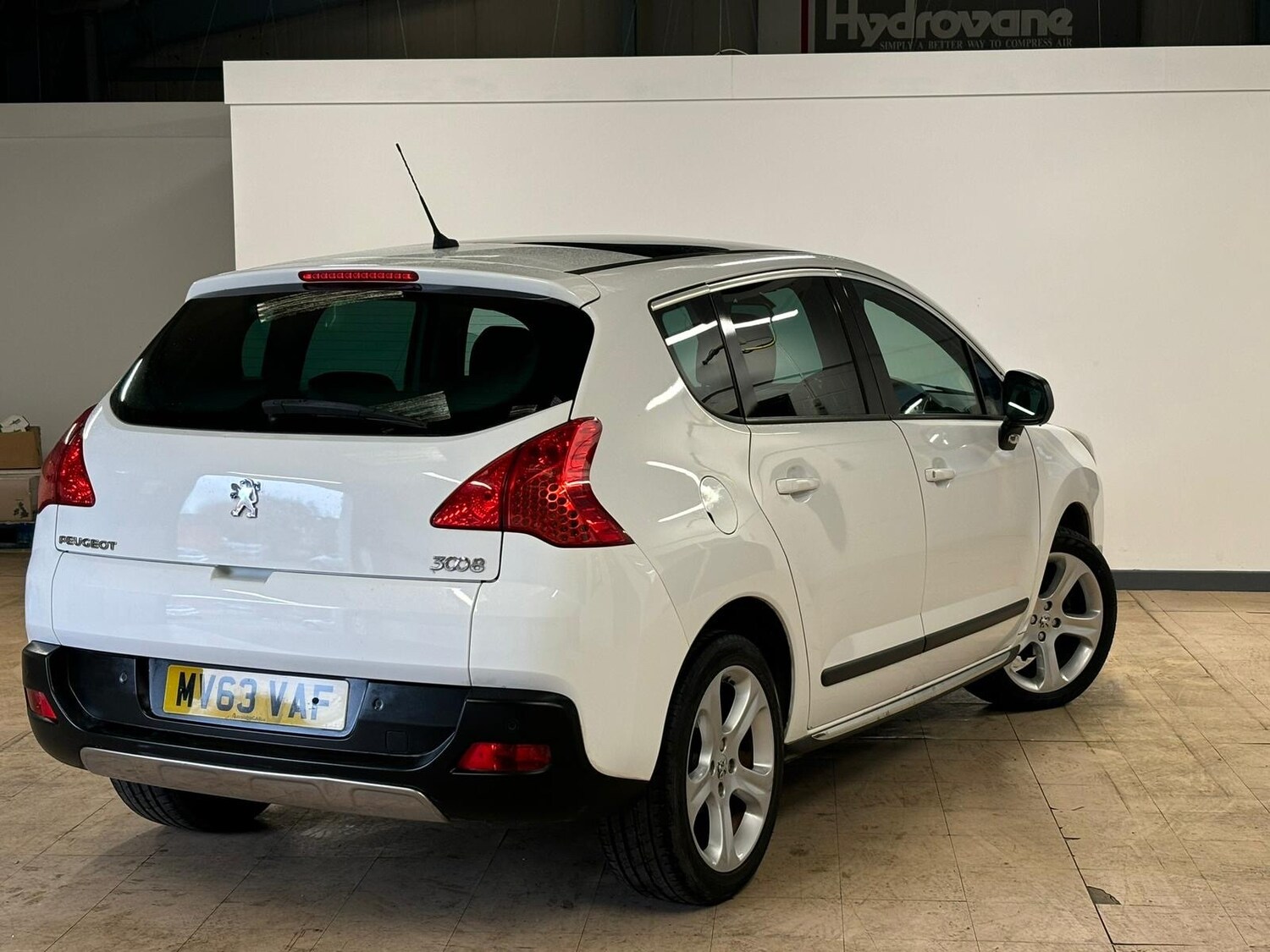 Used Peugeot 3008 2013 for sale - 77906383: Photo 6