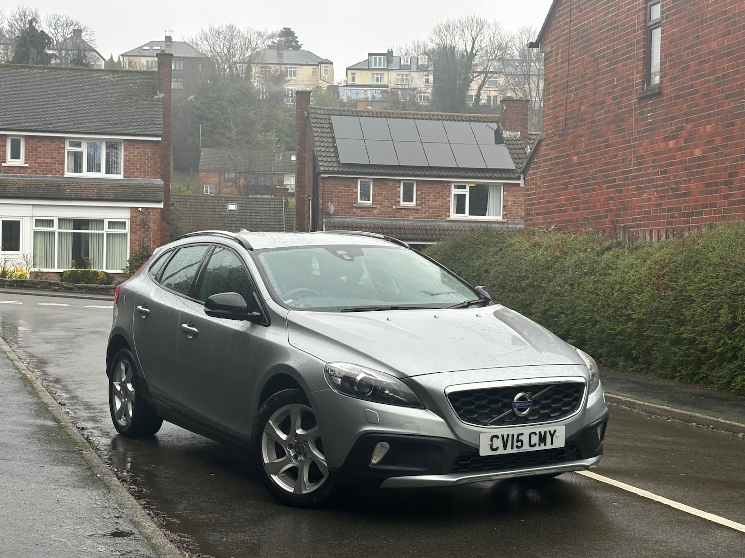 Used Volvo V40 2015 for sale - 77969071: Photo 1