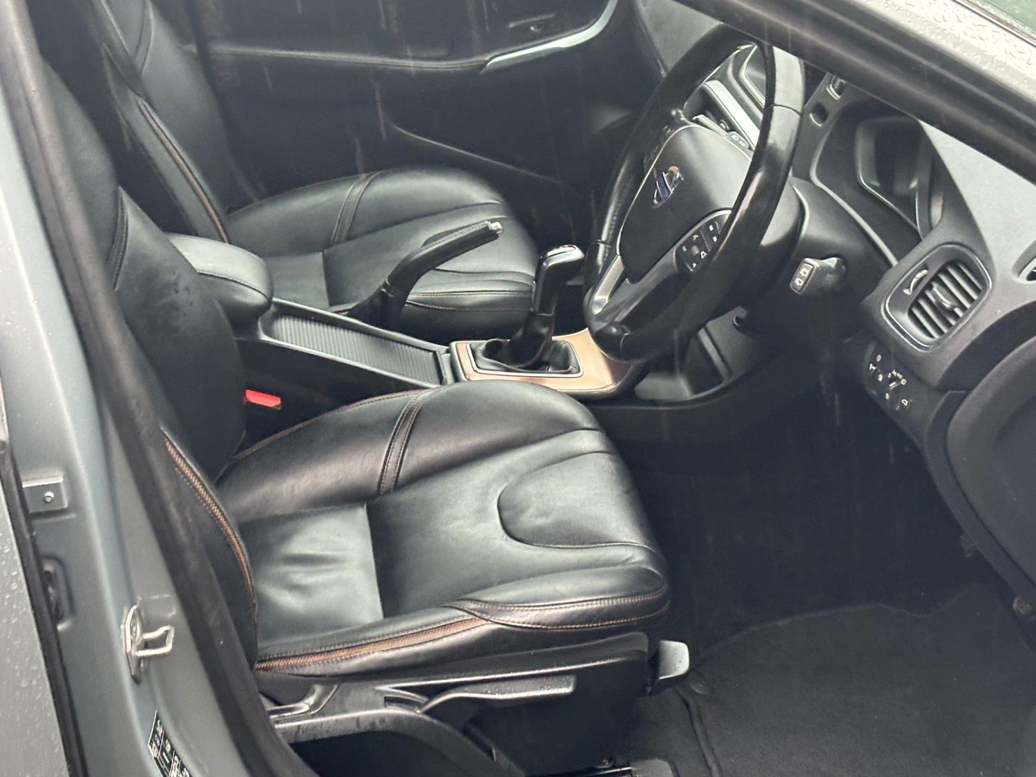 Used Volvo V40 2015 for sale - 77969071: Photo 18