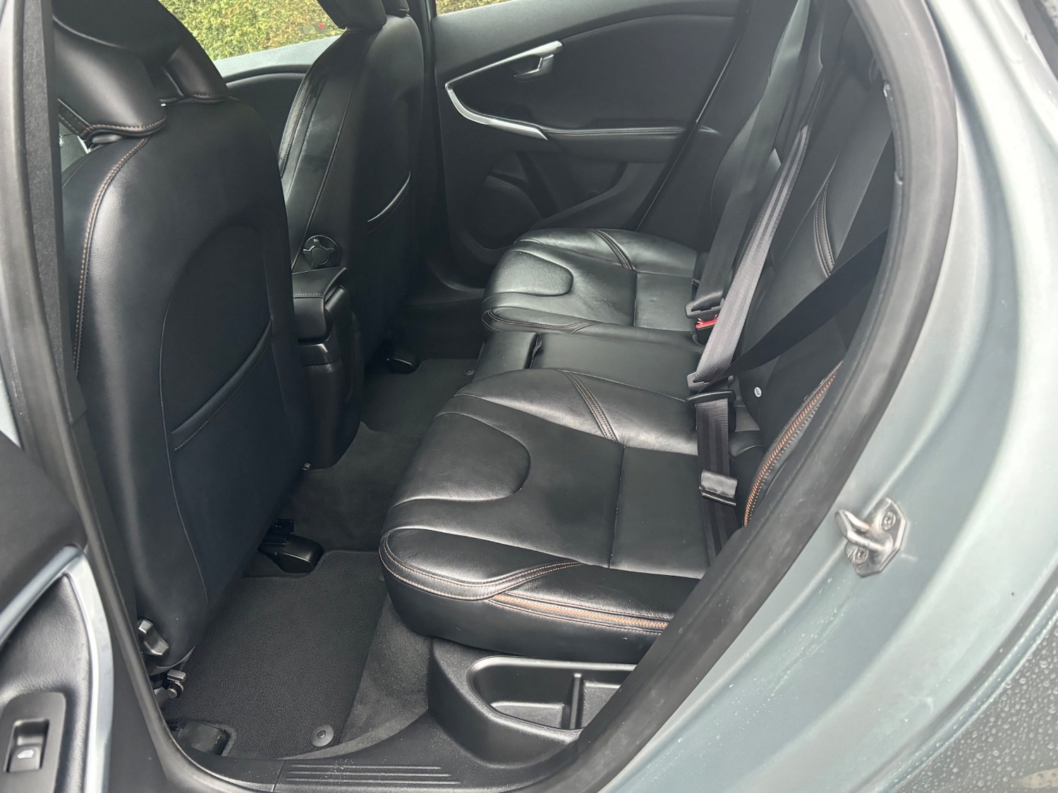 Used Volvo V40 2015 for sale - 77969071: Photo 33