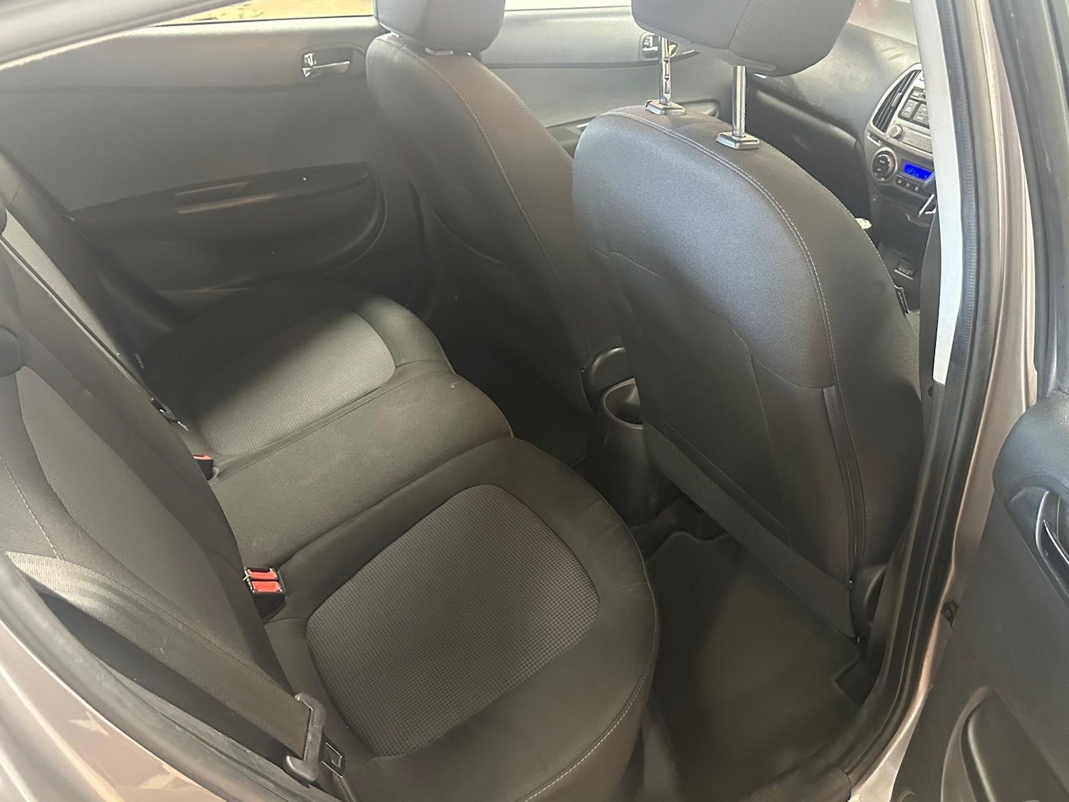 Used Hyundai i20 2012 for sale - 77981181: Photo 15