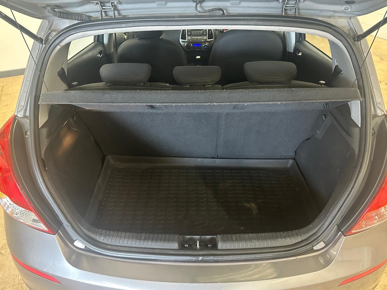 Used Hyundai i20 2012 for sale - 77981181: Photo 16