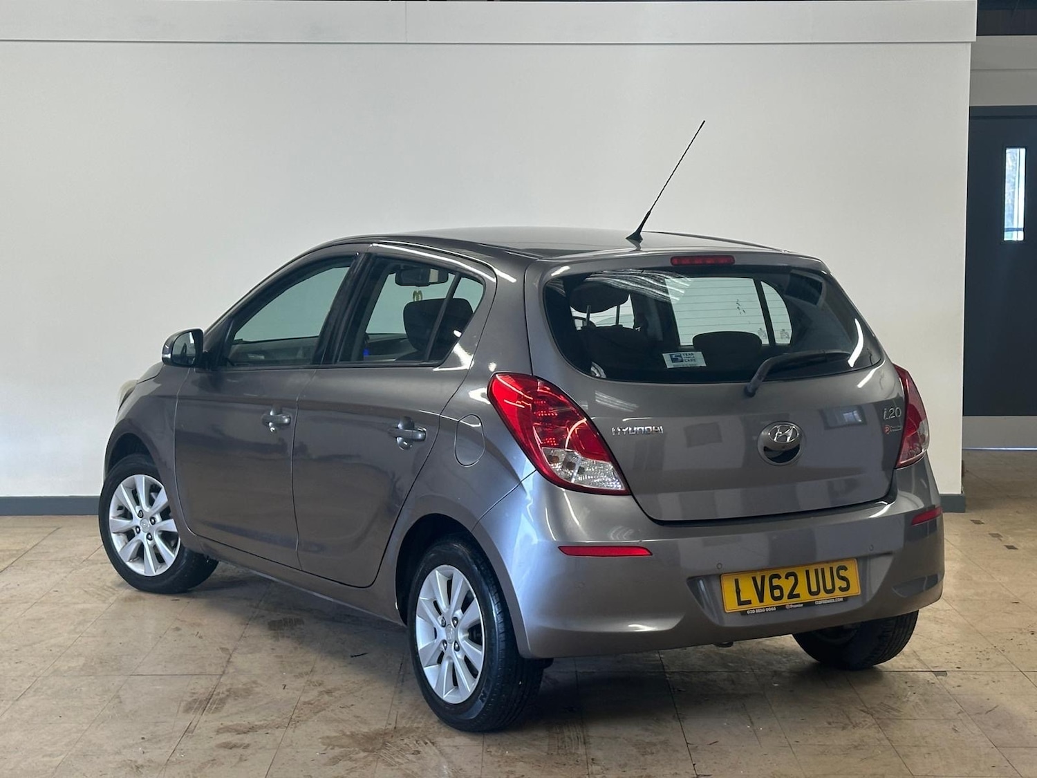 Used Hyundai i20 2012 for sale - 77981181: Photo 3