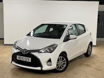 Used Toyota Yaris 2015 for sale - 78386639: Photo