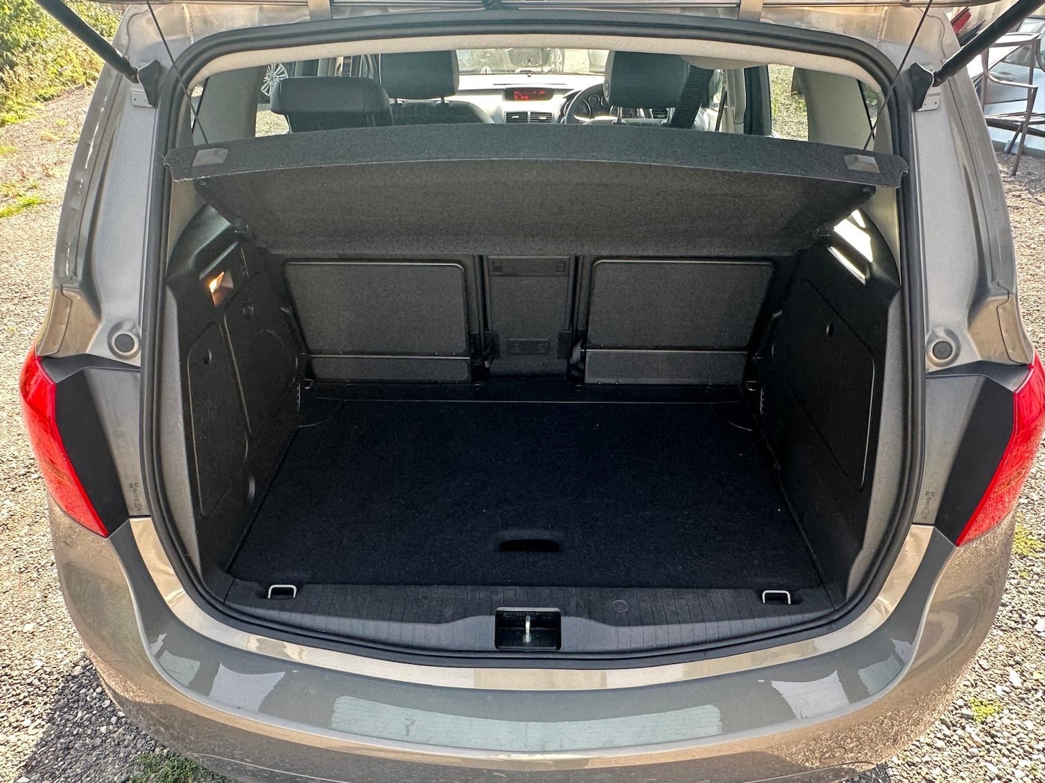 Vehicle 37