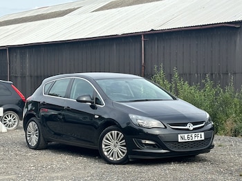 Used Vauxhall Astra 2015 for sale - 75615711: Photo