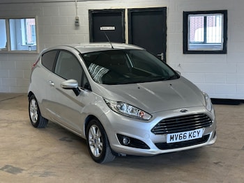Used Ford Fiesta 2016 for sale - 79324057: Photo