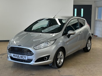 Used Ford Fiesta 2016 for sale - 79324057: Photo