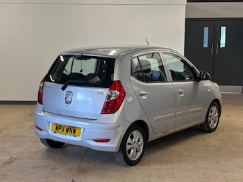 Used Hyundai i10 2011 for sale - 79399066: Photo