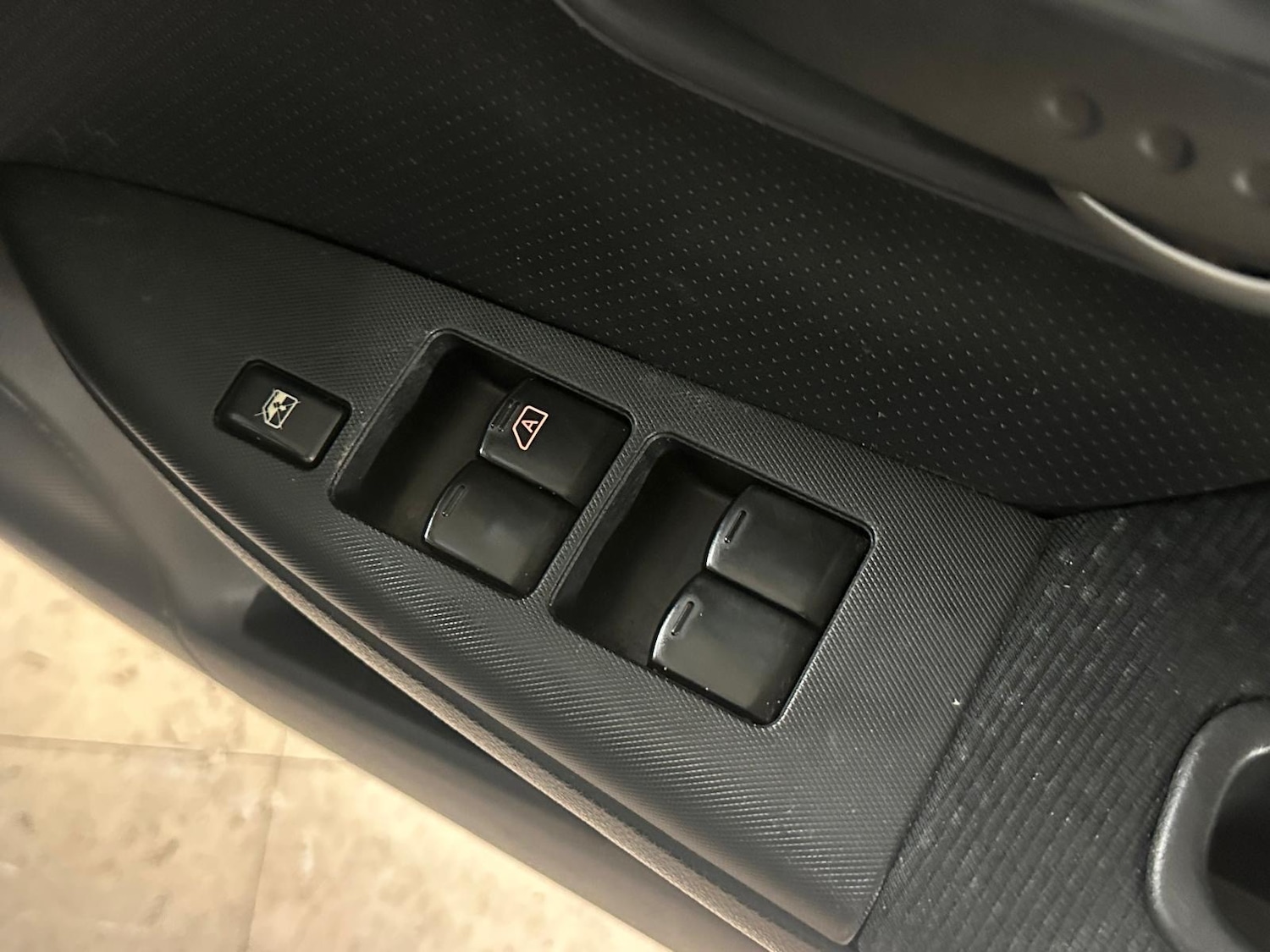 Used Nissan Note 2011 for sale - 78140045: Photo 17