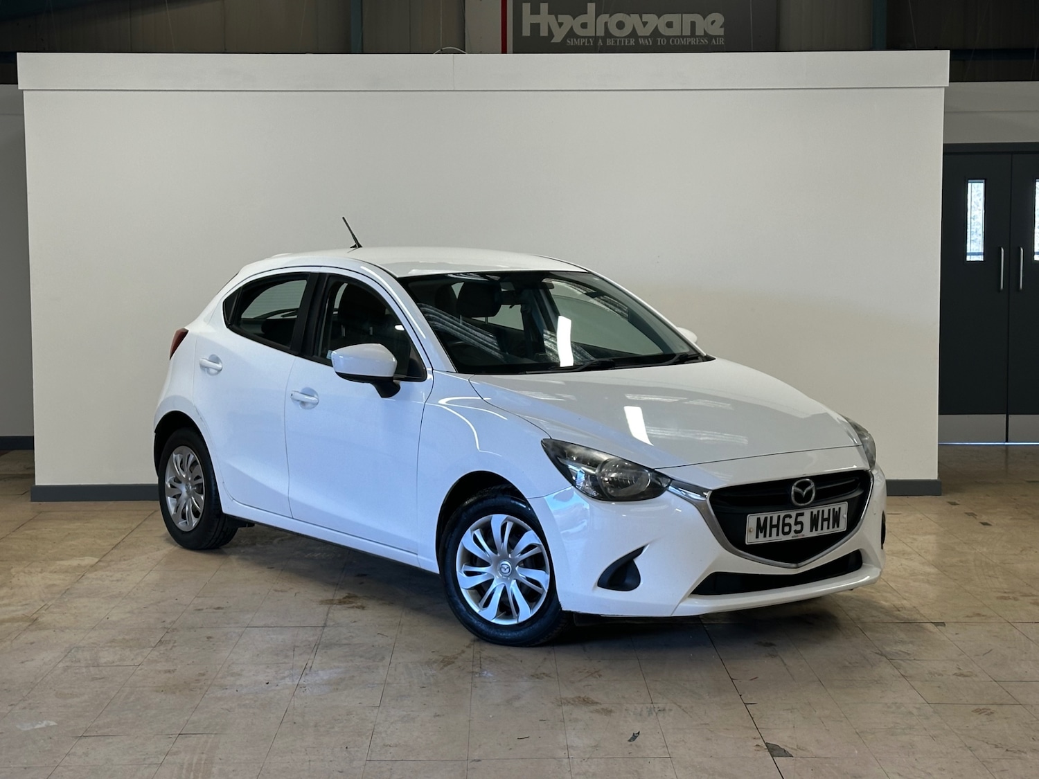 Used Mazda Mazda2 2016 for sale - 77906168: Photo 3