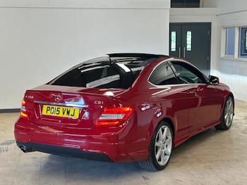 Used Mercedes-Benz C Class 2015 for sale - 79255184: Photo