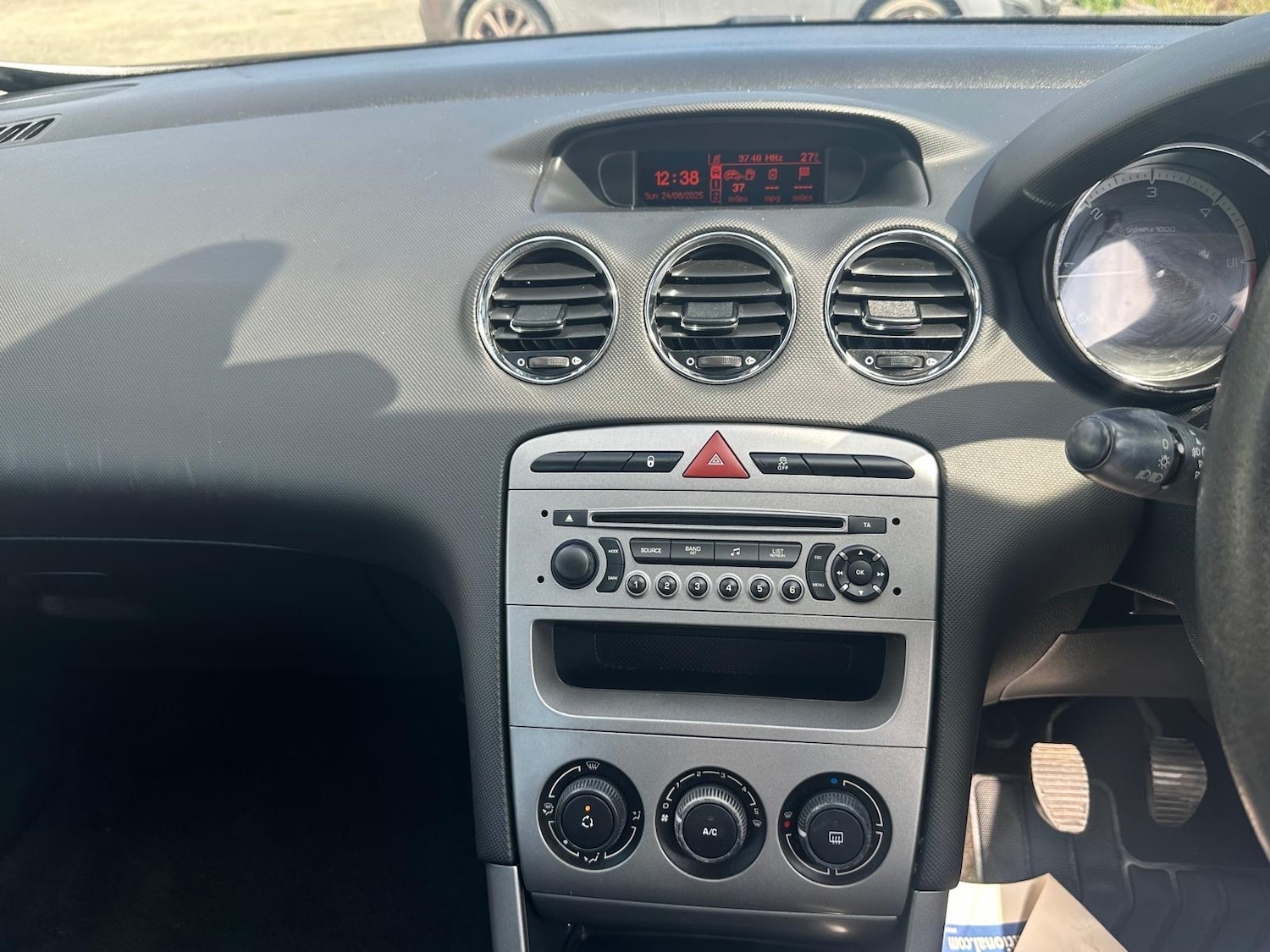 Vehicle 21