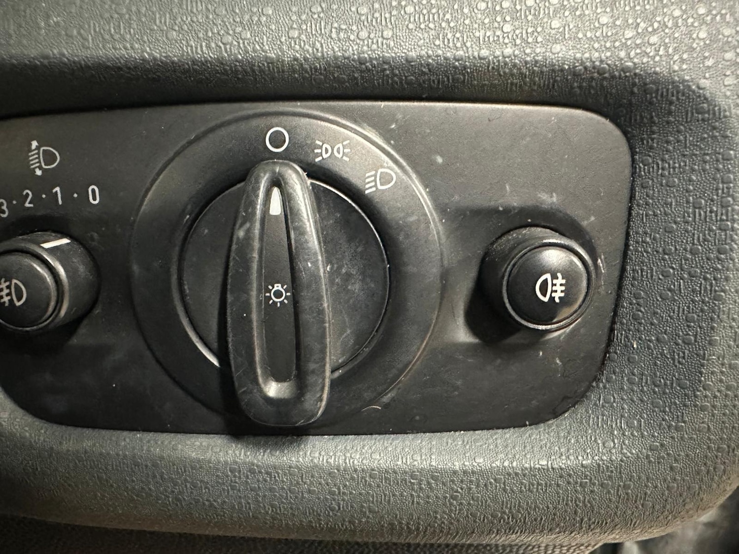 Used Ford Fiesta 2010 for sale - 78219803: Photo 20