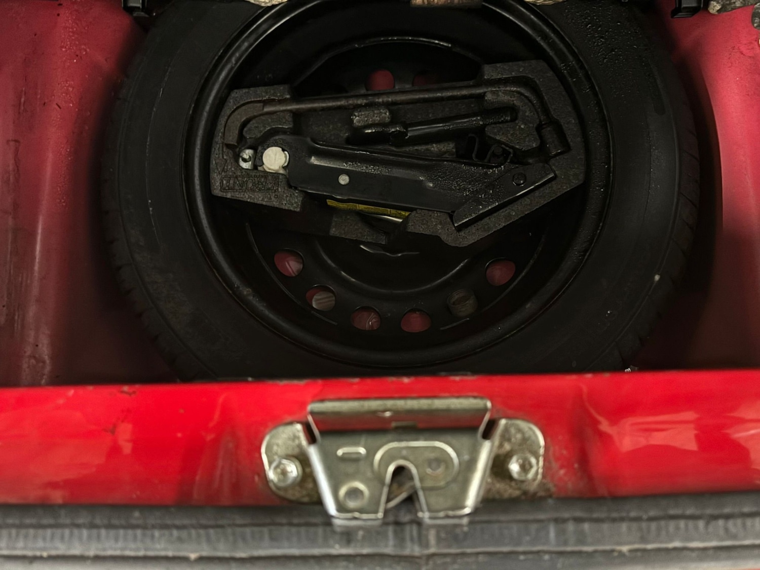 Used Toyota AYGO 2013 for sale - 77906752: Photo 18