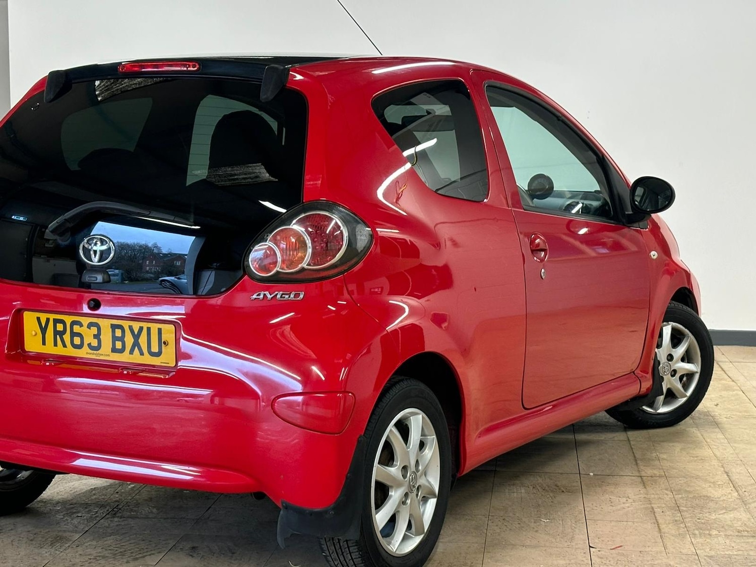 Used Toyota AYGO 2013 for sale - 77906752: Photo 6